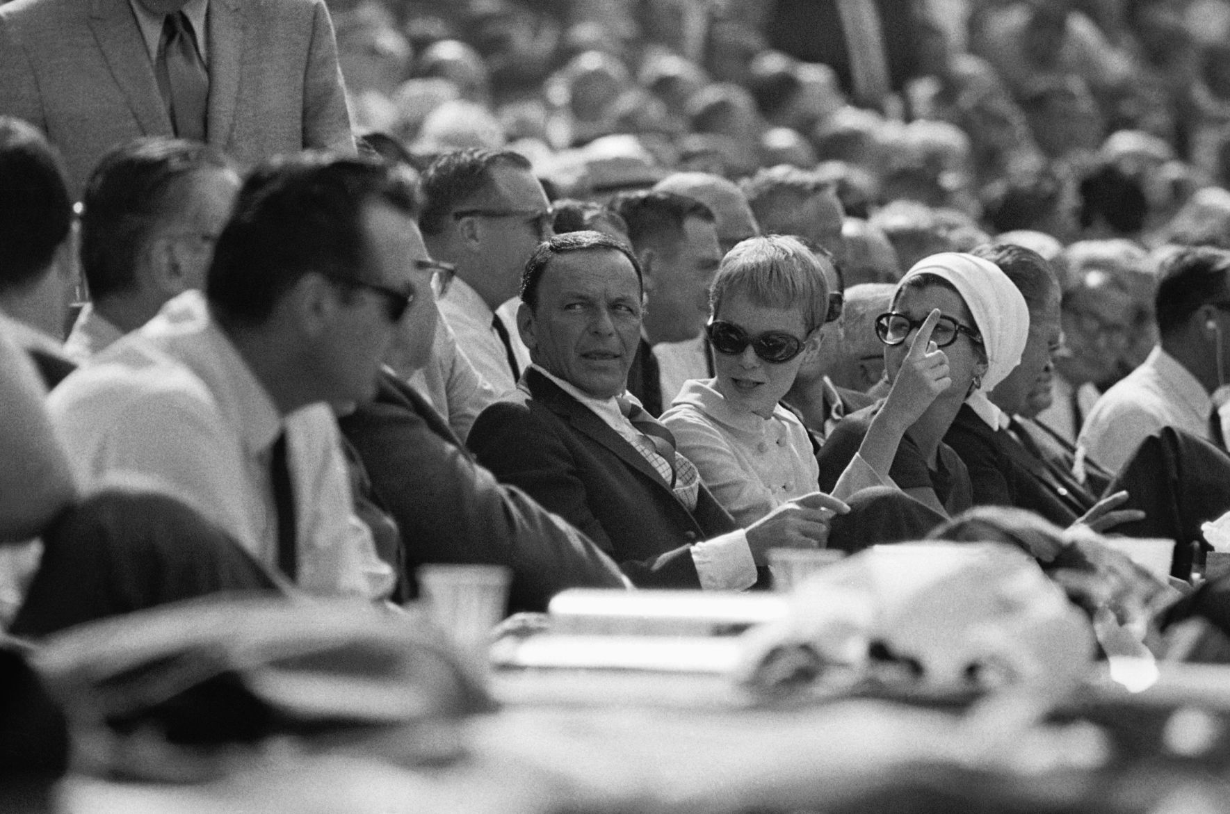 Sinatra loves Los Angeles